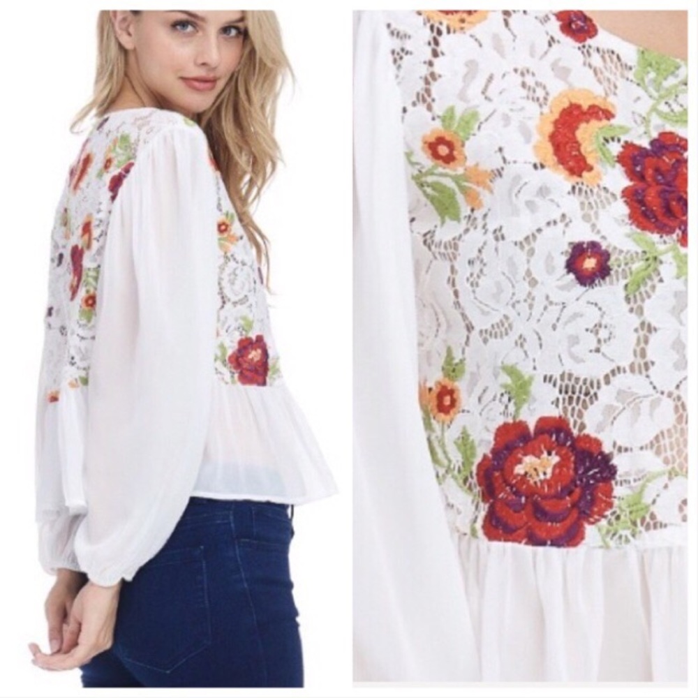 *CLEARANCE* Roses and Lace Peplum Top - Picture 4 of 8